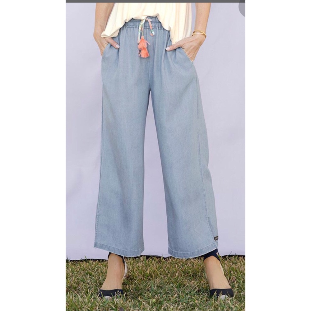 Matilda Jane On The Shore Cropped Chambray Pant